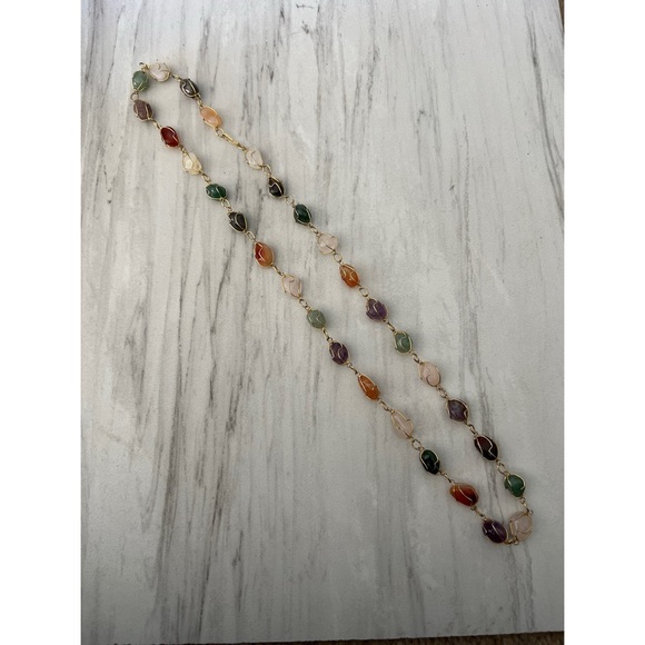 Gold Tone Wire  Wrapped Stone Necklace - Picture 3 of 5